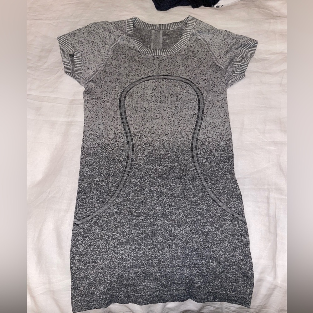 Lululemon Swiftly Tech Top, Grey Fade - image 1